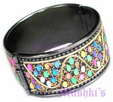 lac bangle - click here for large view